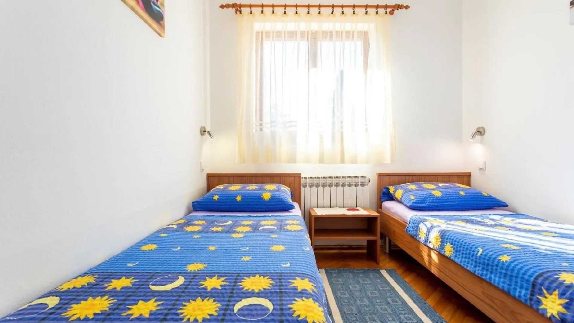 Ferienwohnung Fuer 4 Personen Ca 55 Qm In Njivice, Kvarner Bucht Krk Apartment